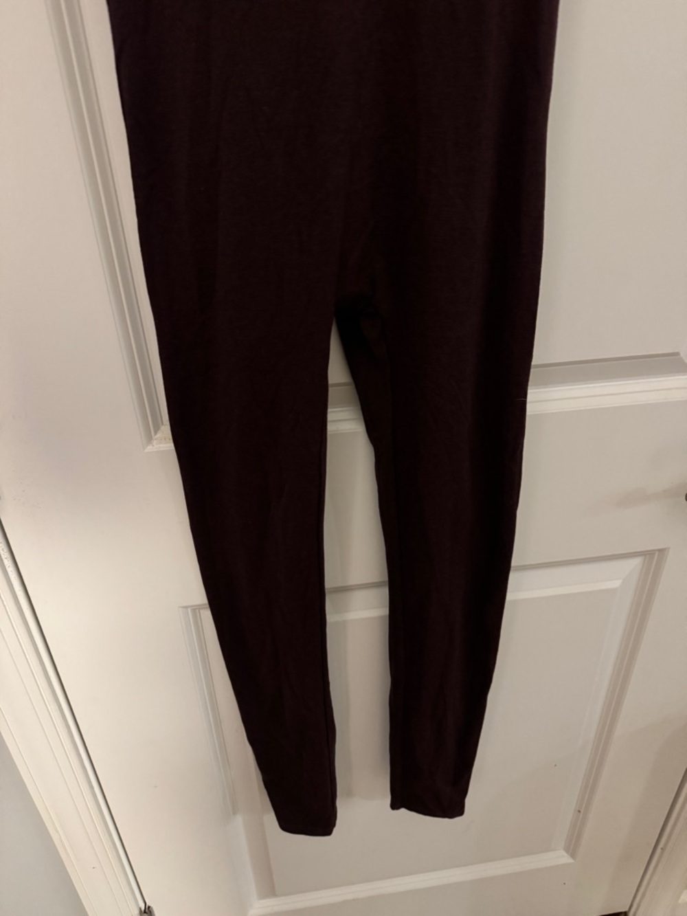 Vuori Sleeveless Wine-Colored Jumpsuit Romper - Picture 3 of 7